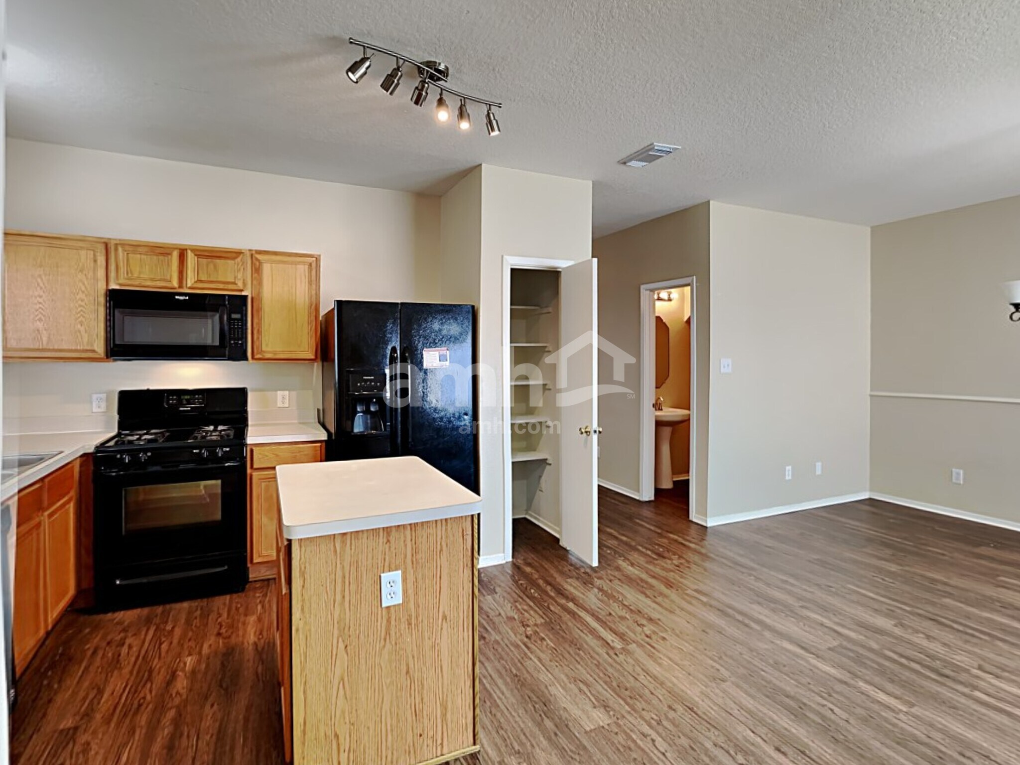 Building Photo - 20534 Patriot Park Ln