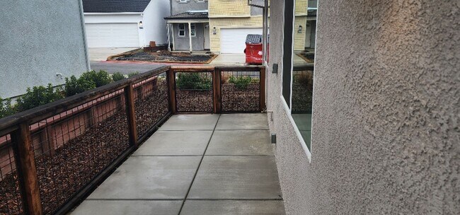 Building Photo - Brand New Home for Rent in Carmichael!