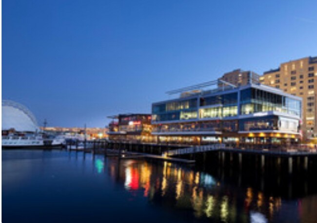 Building Photo - 411 D St