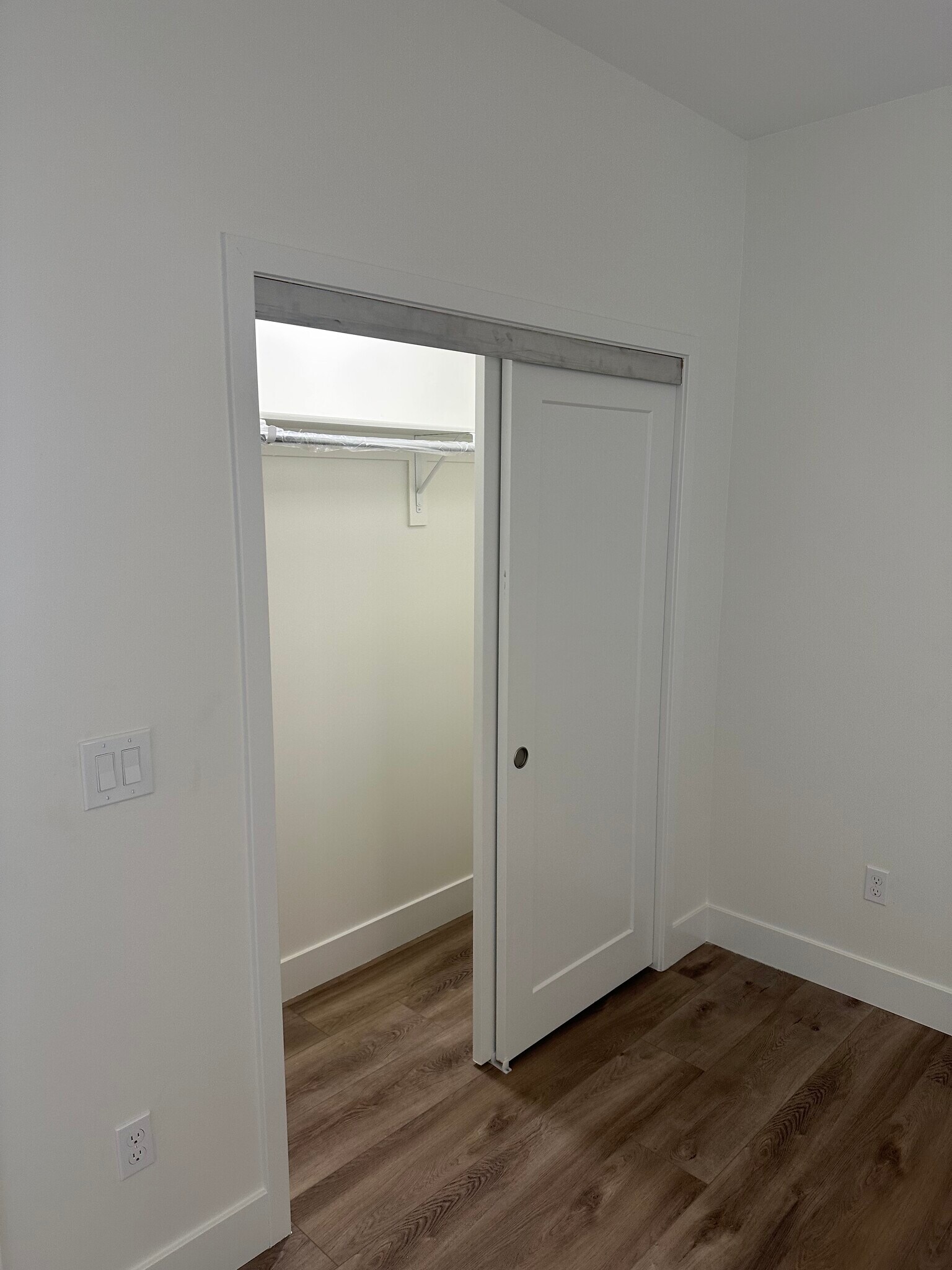 Building Photo - 14502 Graystone Ave