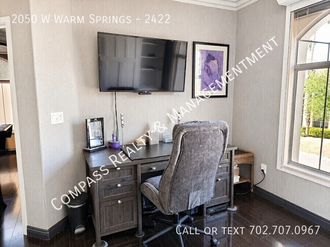 Building Photo - 2050 W Warm Springs Rd