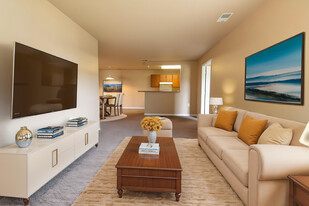 Building Photo - Highland Manor