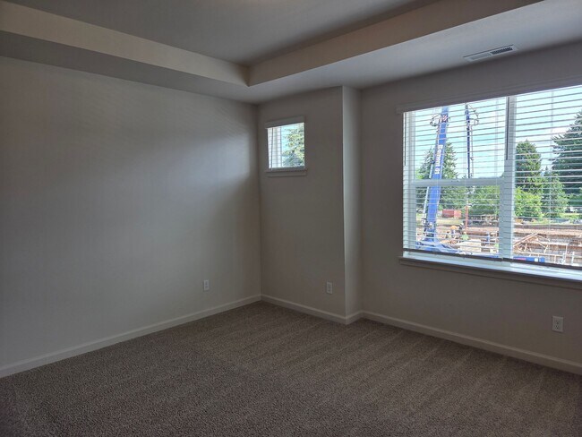 Building Photo - Brand New 3 bdrm 2 1/2 bath townhouse