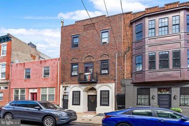 Building Photo - 819 S 2nd St