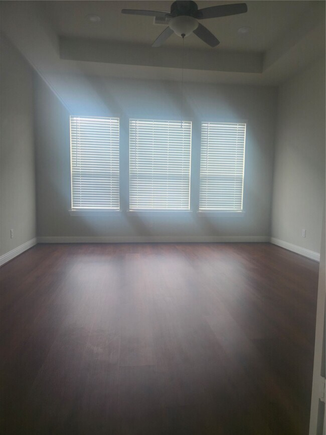 Building Photo - 4218 Davis Oak Dr