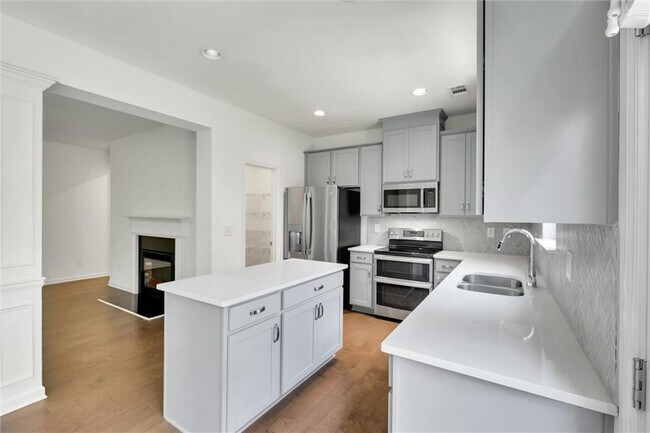 Building Photo - 5312 Brooklands Dr
