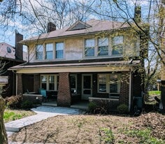 Building Photo - 912 Kennebec St