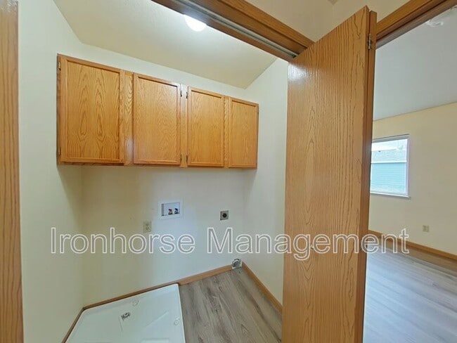 Building Photo - 2431 Wheeler Dr