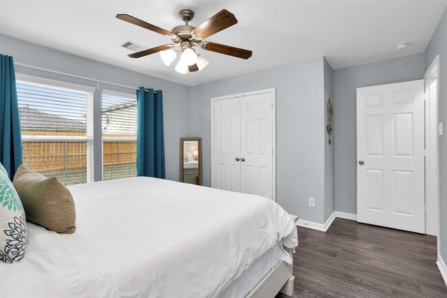 Building Photo - 3015 Beacon Grove St