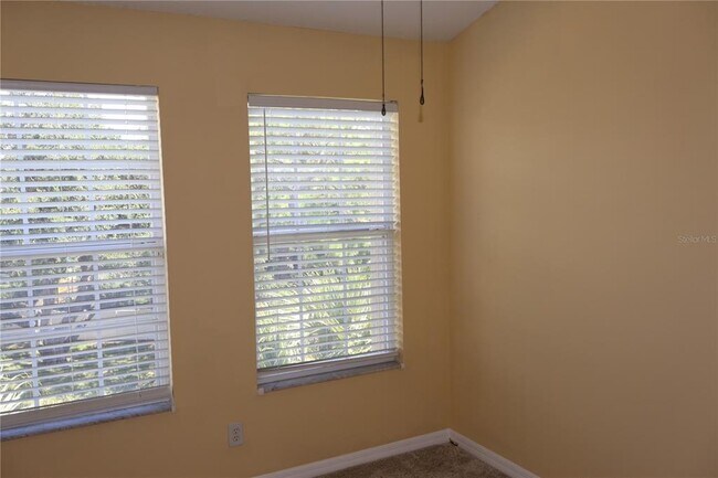 Building Photo - 3019 Pointeview Dr