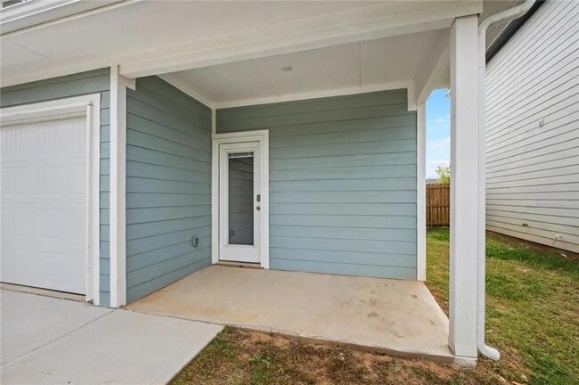 Building Photo - 283 S Neon Ave