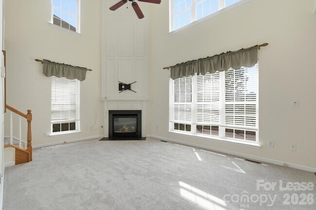 Building Photo - 16903 Hampton Trace Rd