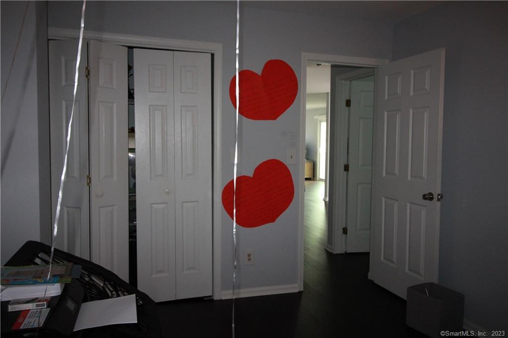 2nd Bedroom closets - 183 Livingston Pl