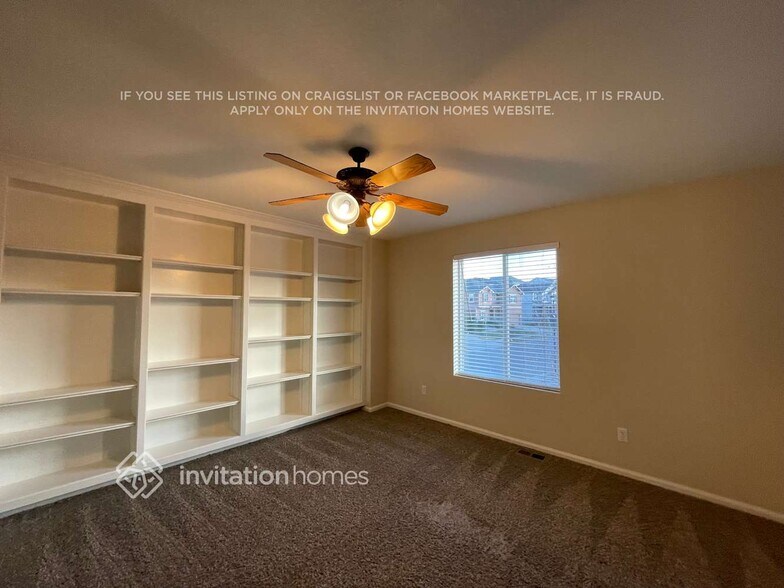 Building Photo - 765 Diamond Rim Dr