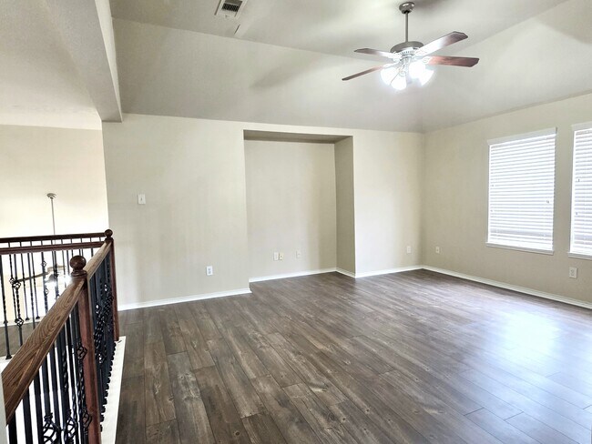 Building Photo - 13705 Evening Wind Dr