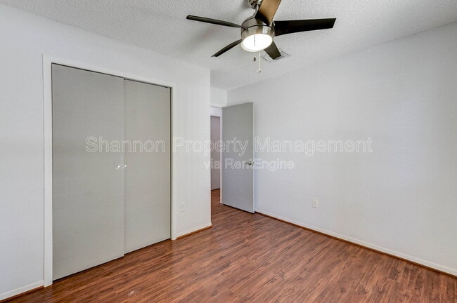 Building Photo - 5911 Chrystell Ln