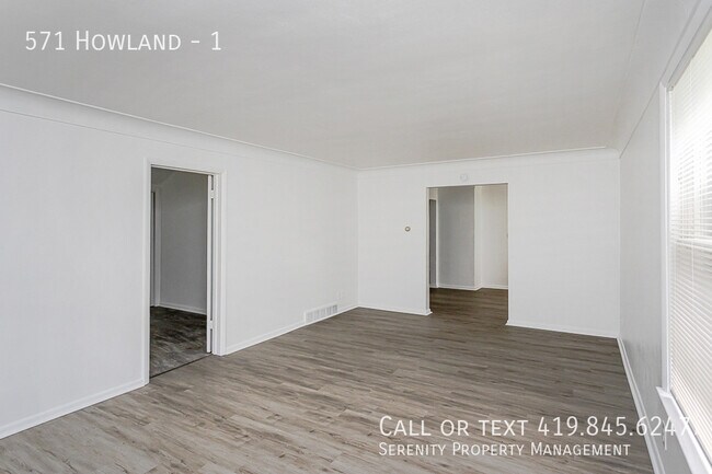 Building Photo - 571 Howland-1