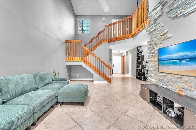Building Photo - 8407 NW 78th Ct