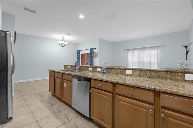 Building Photo - 2935 Buccaneer Palm Rd