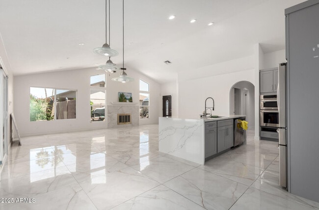 Building Photo - 3608 W Morelos St