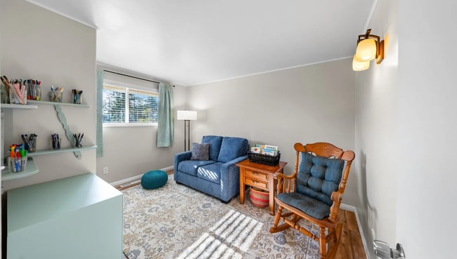 Building Photo - 1372 Orchard Loop