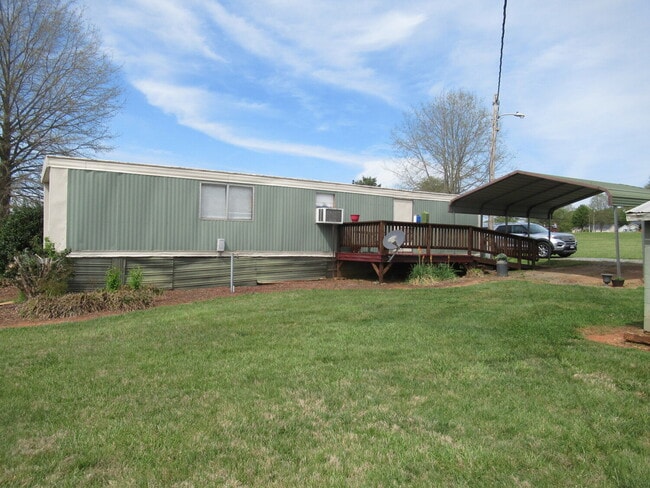 Building Photo - Cozy 2-Bedroom Home for Lease in Western Lincoln County – Move-In Ready!