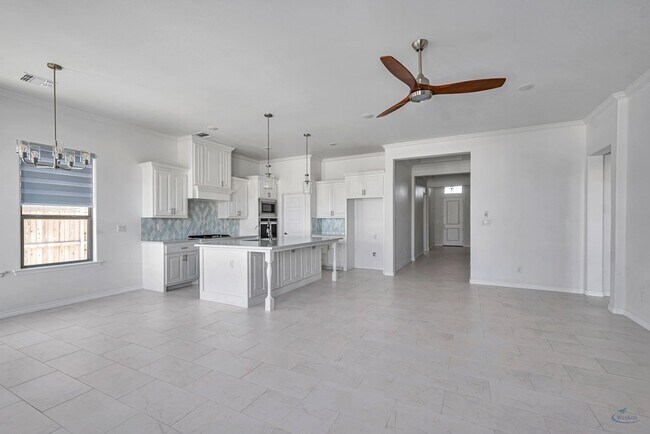 Building Photo - 1813 Wrigley Dr