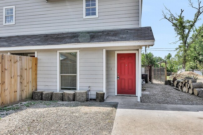 Building Photo - 2156 Hopper Rd