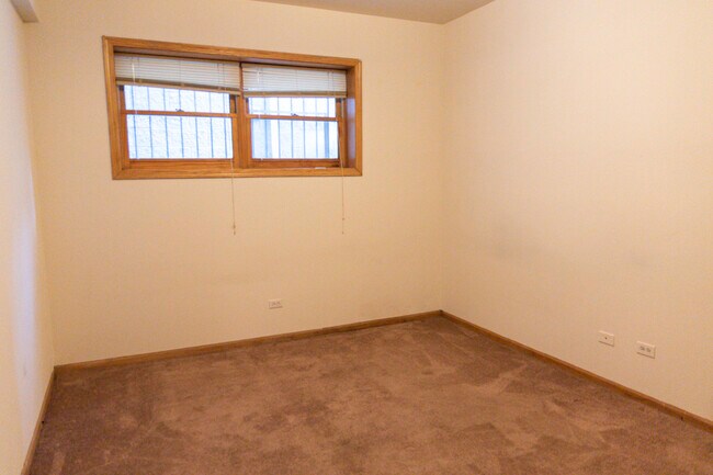Building Photo - 1465 W Cortez St