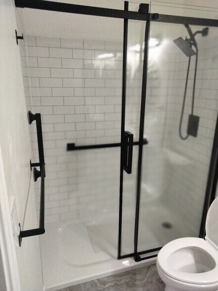 Building Photo - 8396 E Stevens Dr