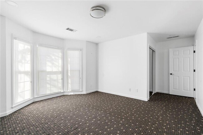 Building Photo - 526 Coopers Pond Dr