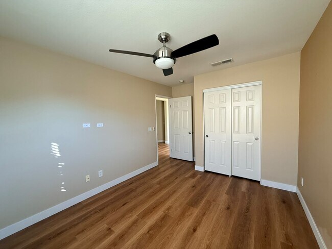 Building Photo - 1824 Wolf Canyon Loop