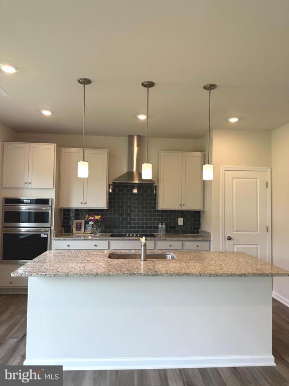 Building Photo - 26 Trout Lily Dr