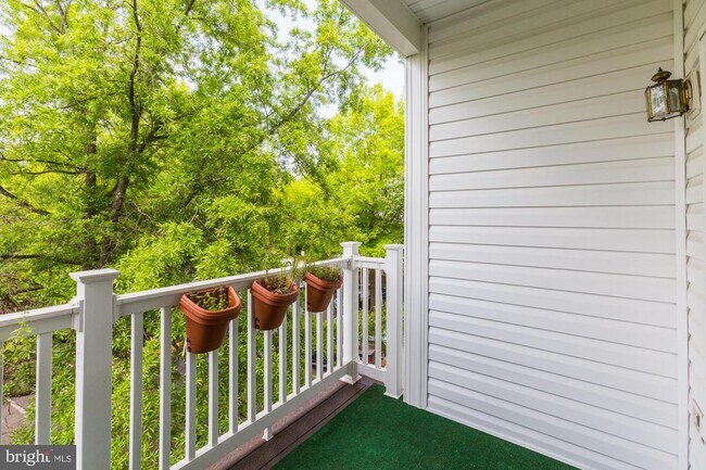Building Photo - 12912 Churchill Ridge Cir