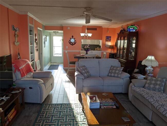 Building Photo - 2616 Cove Cay Dr