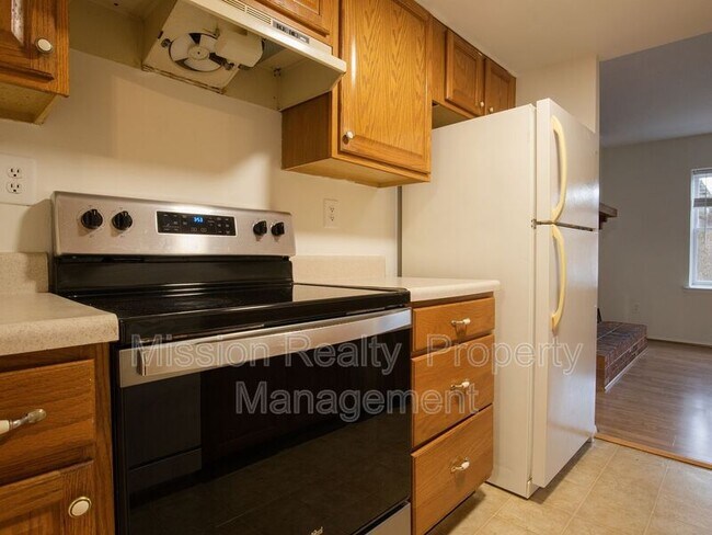 Building Photo - 9324 Gildenfield Ct