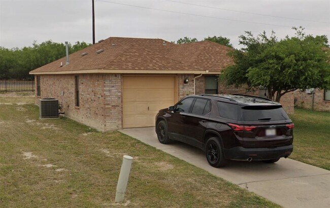 Building Photo - 108 Round Rock Dr