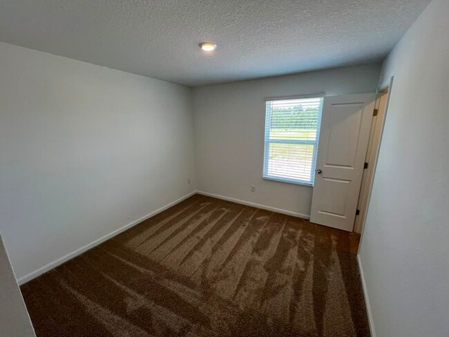 Building Photo - 5441 Arrow Ln