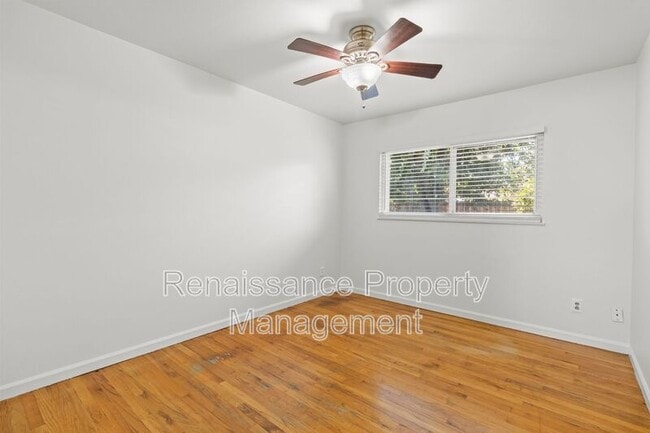 Building Photo - 5619 N El Dorado St