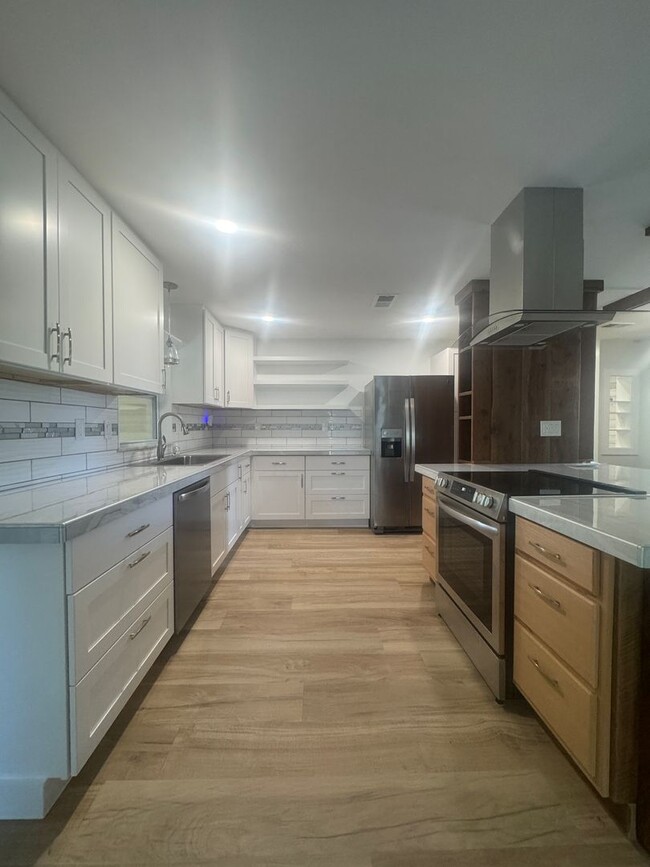 Building Photo - Beautiful 4BR 2BA Home w/ Water Views in St. Augustine Florida!