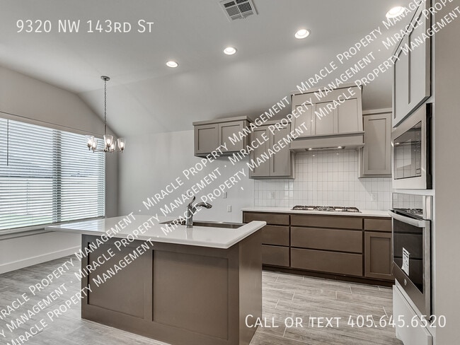 Building Photo - 9320 NW 143rd St