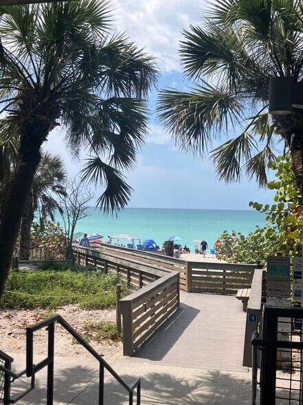 Building Photo - 2440 Manasota Beach Rd