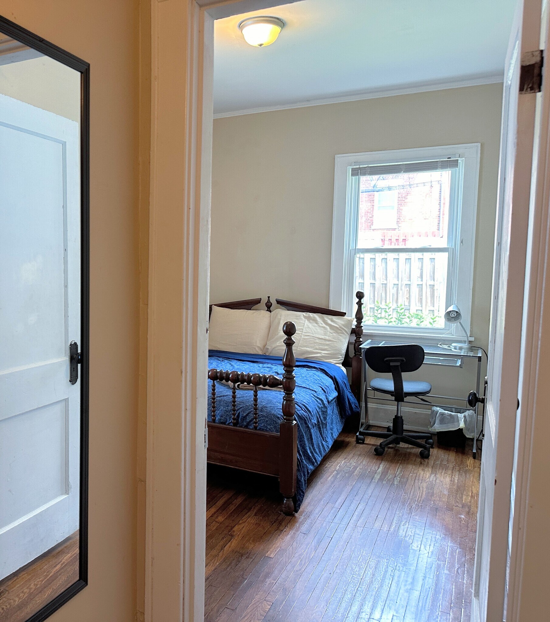 Building Photo - 2540 Vestry Ave