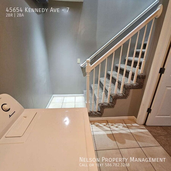 Building Photo - 45654 Kennedy Ave