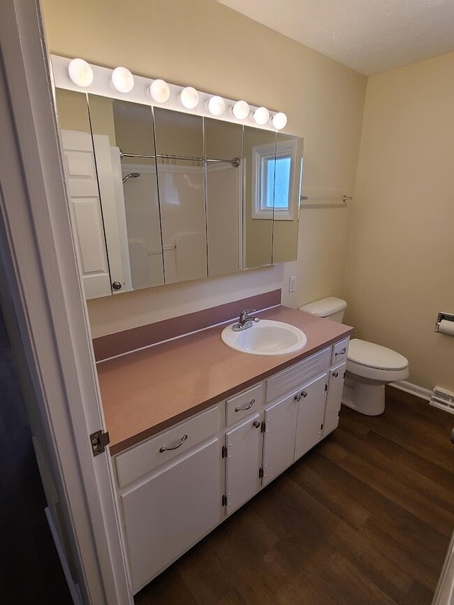 Building Photo - Hartland