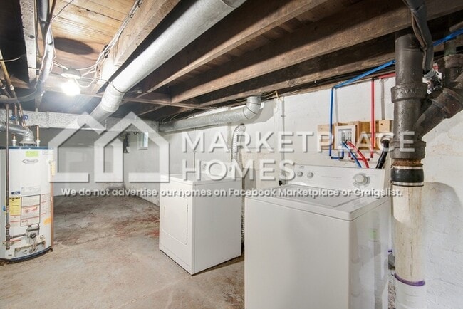 Building Photo - 1106 May St