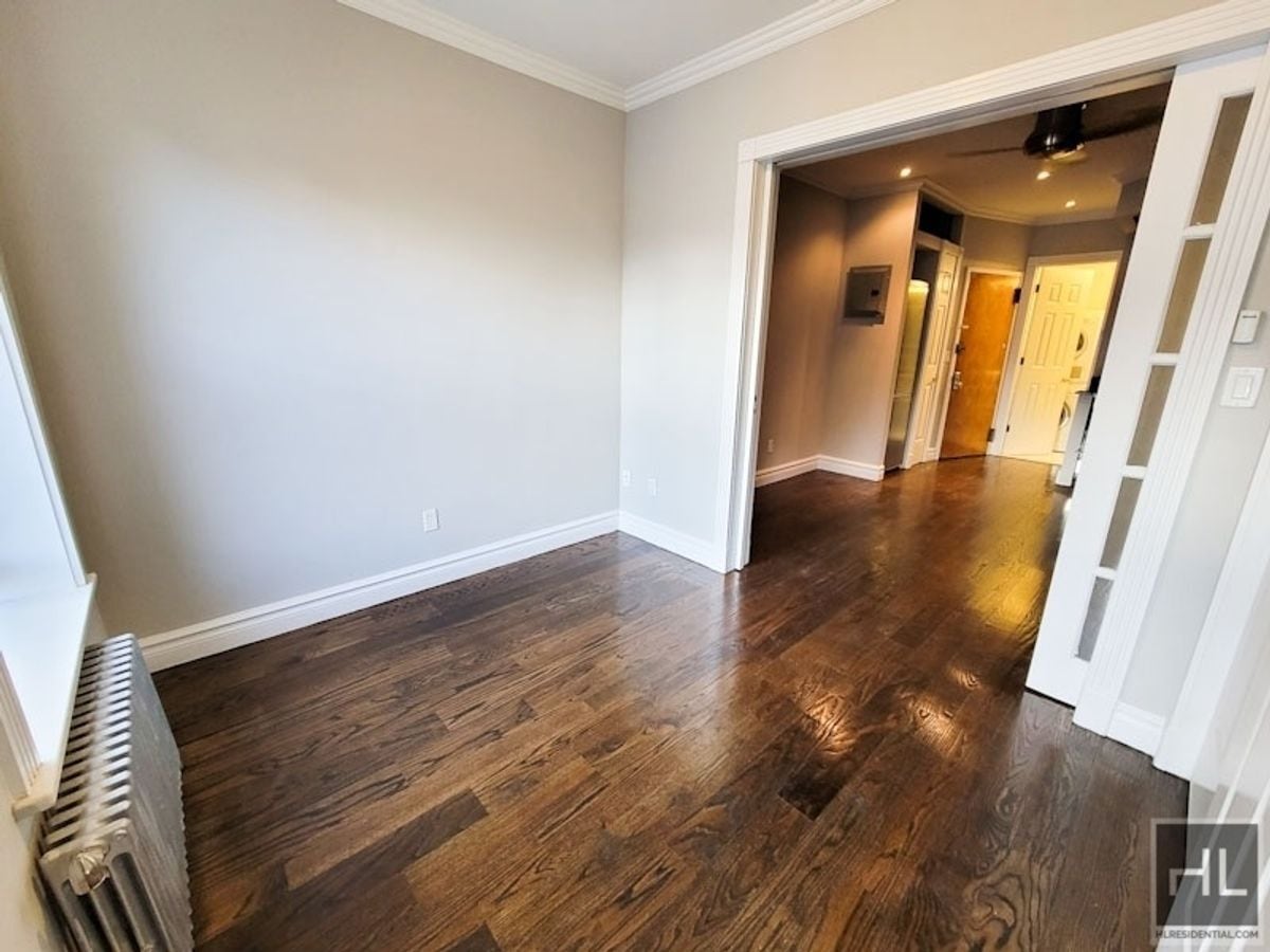 Building Photo - E 26TH ST.