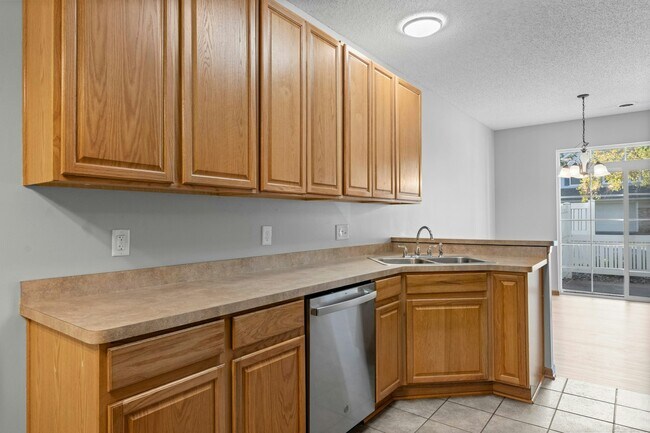 Building Photo - 20367 Kensfield Trail