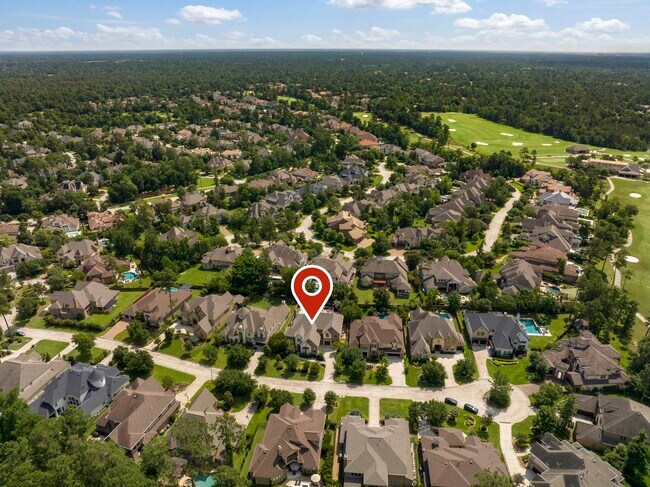 Building Photo - 18 Player Vista Pl