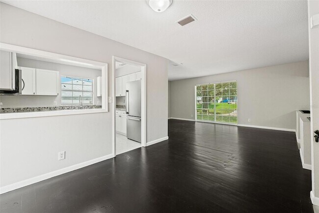 Building Photo - 47 Kathy Dr